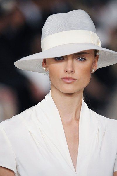 CAPPELLO DA SPOSA